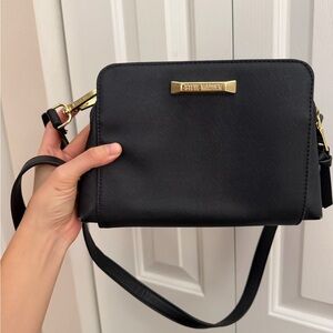 Steve Madden Elegant Black Crossbody Bag